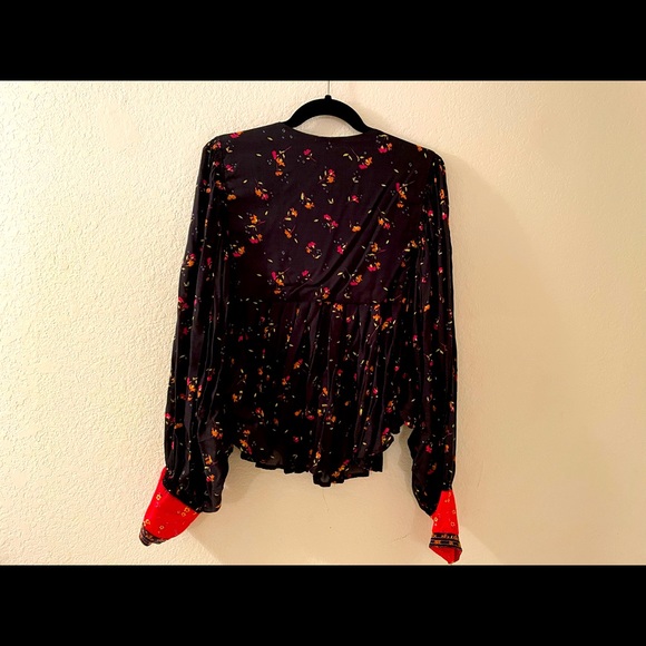 Free People top - Picture 2 of 4